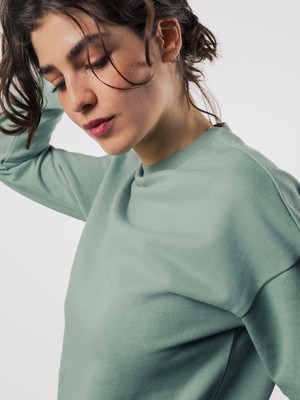 Light Crew Women from Honest Basics