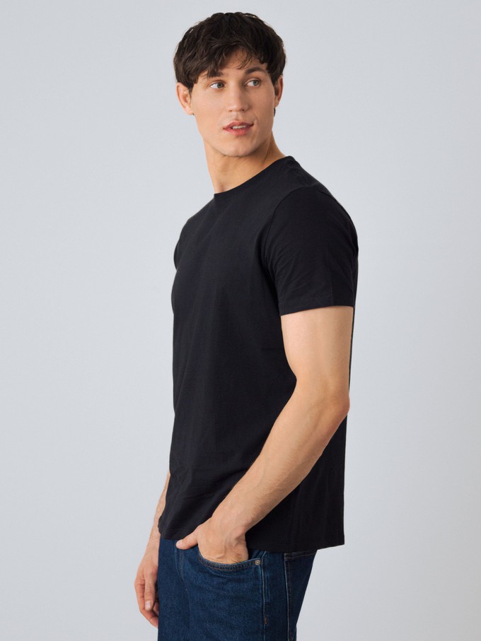 Men Basic T-shirt from Honest Basics