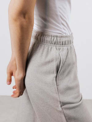 Light Wide Jogger Women from Honest Basics