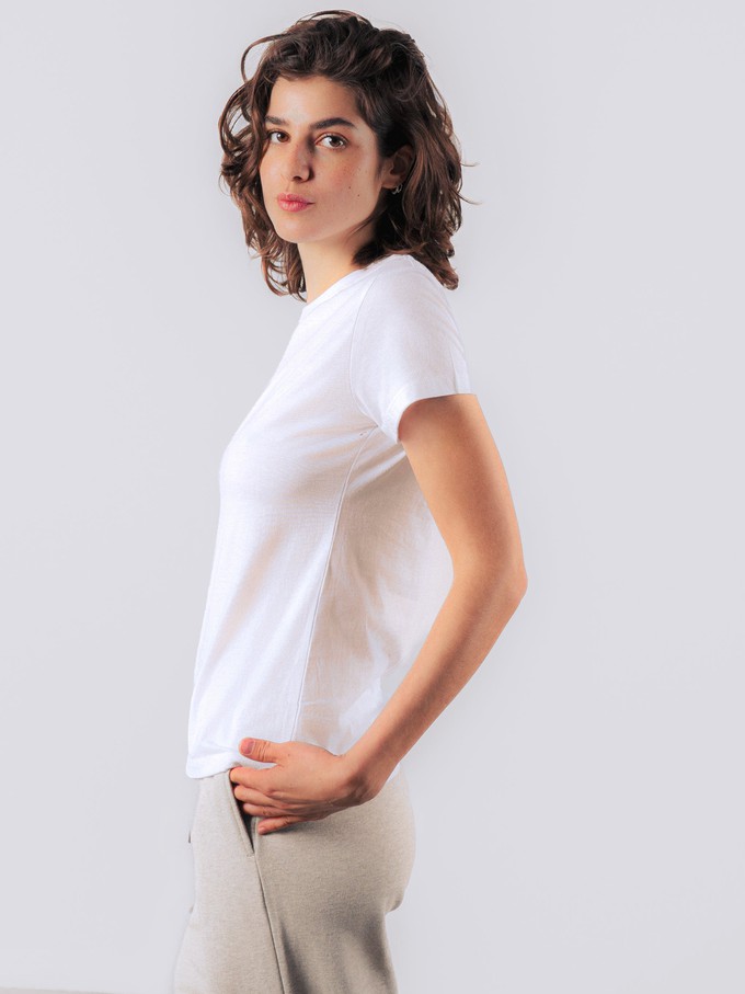 T-shirt dames from Honest Basics