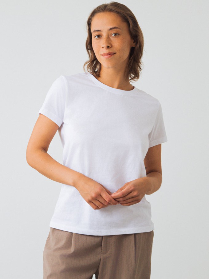 Women Basic T-shirt from Honest Basics
