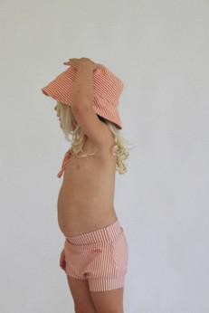 Vali Hat – Mandarin via Ina Swim