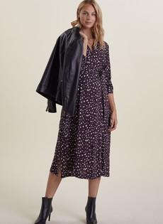 Kelsy Maternity Dress with Lenzing™ Ecovero™ via Isabella Oliver
