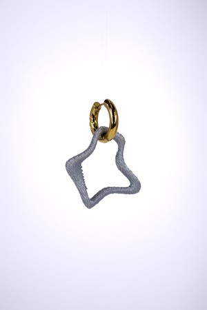 The Pentagon - gold rings from IZZI Label