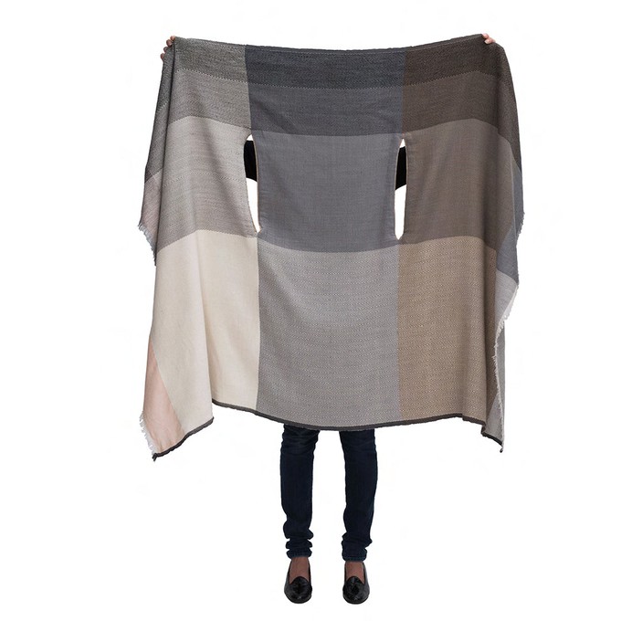 NEW! PETITE Daria Cape Amstel from JULAHAS