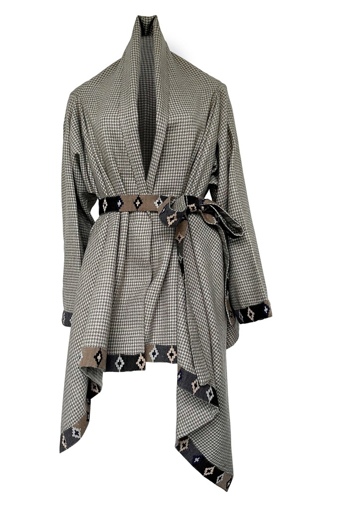 NEW! Wool Cape Coat Cocoon Greige from JULAHAS