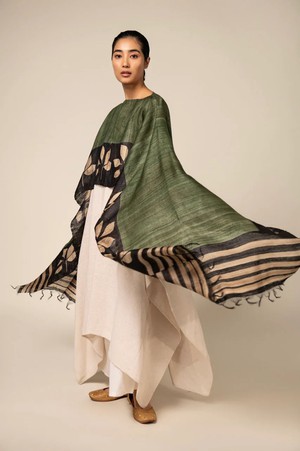 NEW! 3-in-1 Peace Silk Poncho Chestnut from JULAHAS