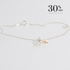 Bracelet chain clover with pearl silver SALE via Julia Otilia