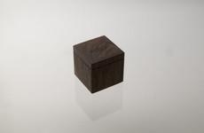 Wooden jewellery box | dark walnut via Julia Otilia