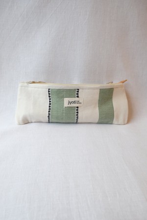 Cotton pencil case Qalamadaan weave pattern green from Jyoti - Fair Works
