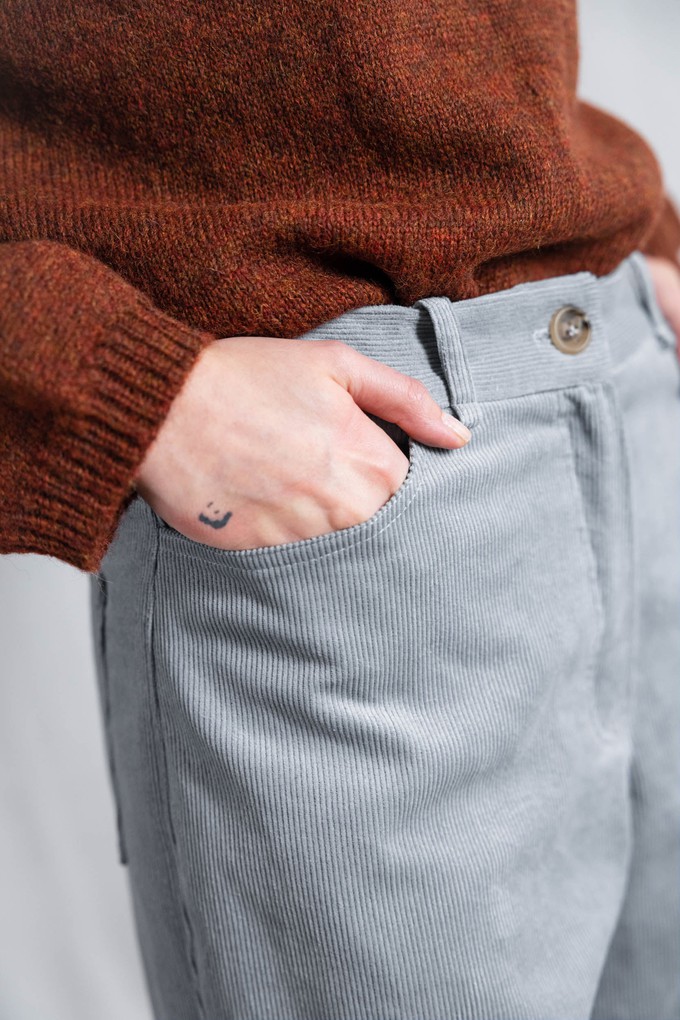 Organic cotton corduroy trousers Tushar Nebel from Jyoti - Fair Works