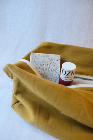Cotton toiletry bag Phavvaara mustard yellow from Jyoti - Fair Works