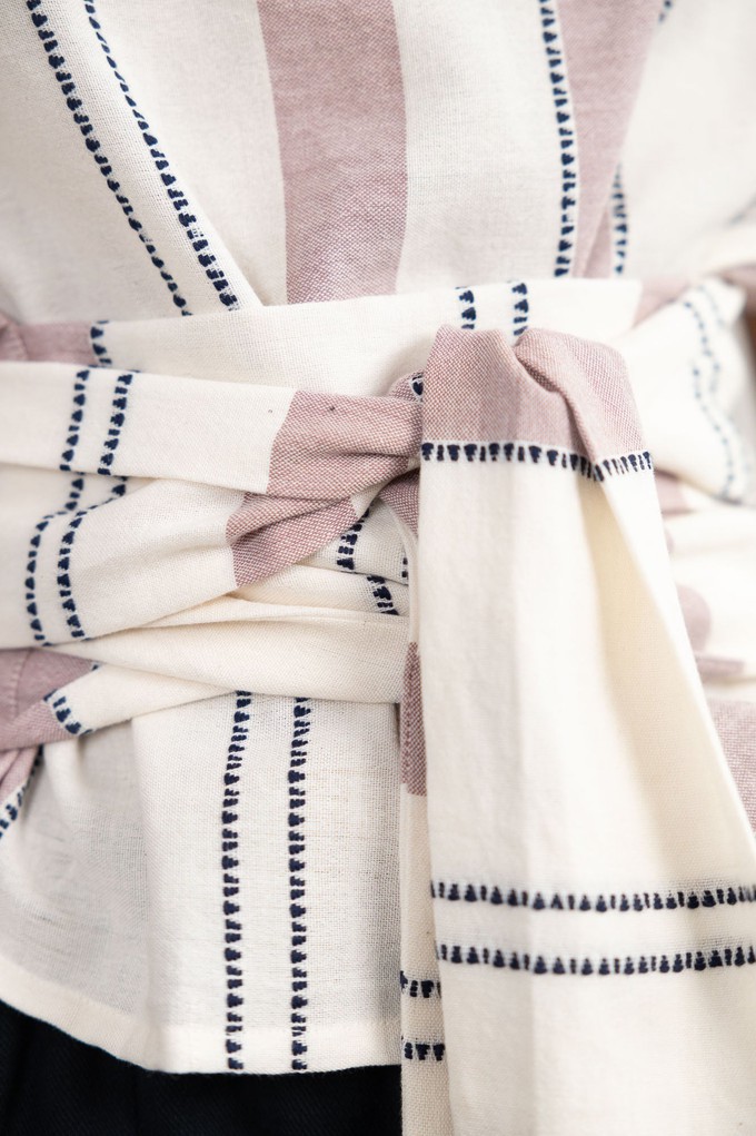 Cotton wrap shirt amaranth weave pattern old pink from Jyoti - Fair Works