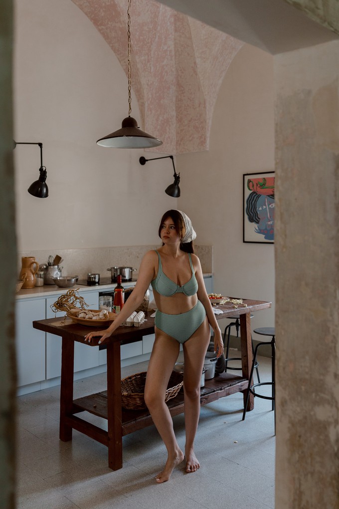 PICCOLA MIA   ‧  High waist bottom from Kaly Ora