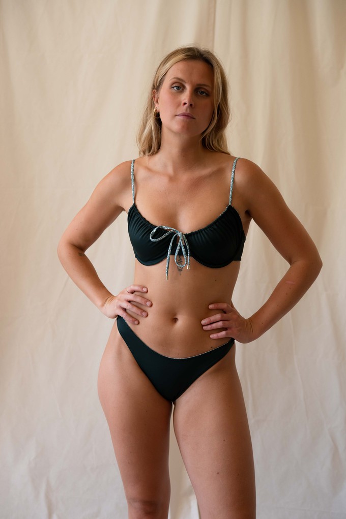 SUMBA Top  ‧  Lilys | Seaweed from Kaly Ora