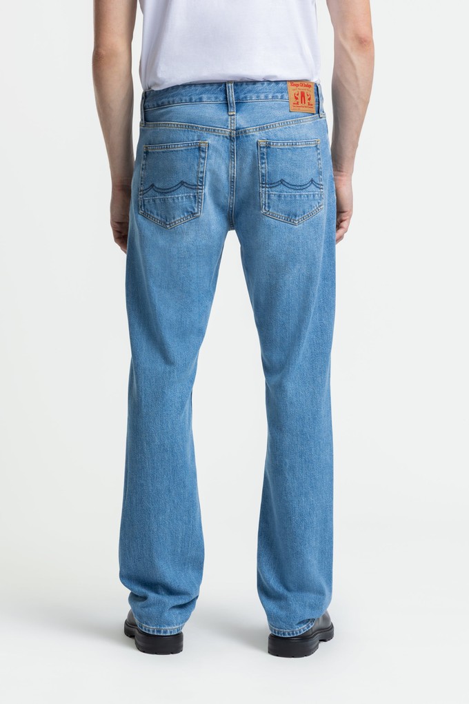 ISKANDER | NATURAL STRETCH MID WORN from Kings of Indigo