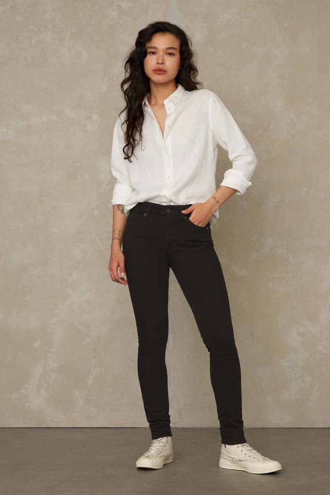 JUNO MEDIUM | STAY BLACK RINSE from Kings of Indigo