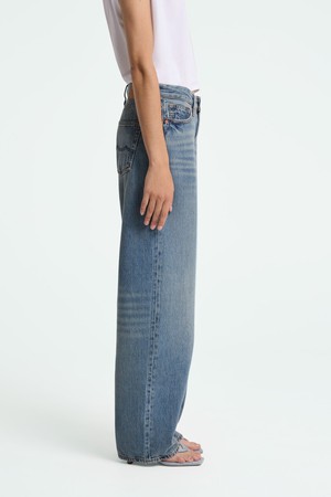 JOAN | LEWISBORO MID TINT from Kings of Indigo
