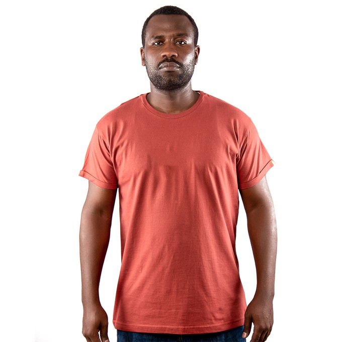 BASIC Männer T-Shirt Marsala from Kipepeo-Clothing