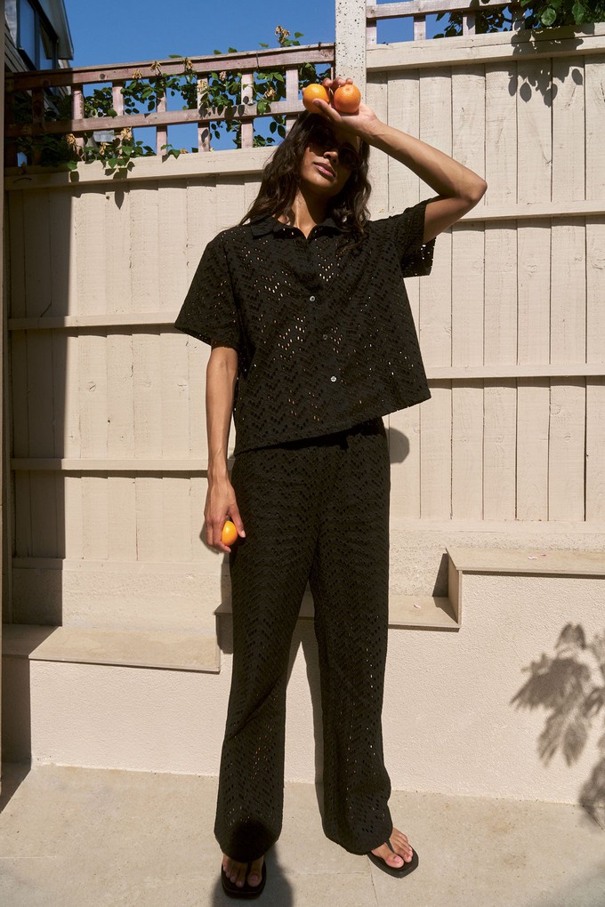 LUNA Organic Cotton Shirt - Black from KOMODO