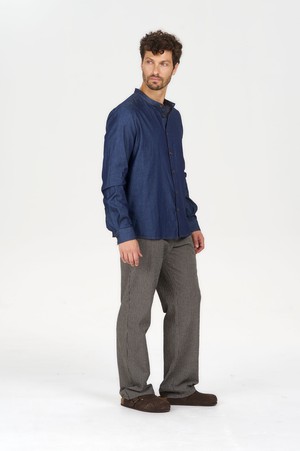 ROBBIE Organic Cotton Chambray Shirt from KOMODO
