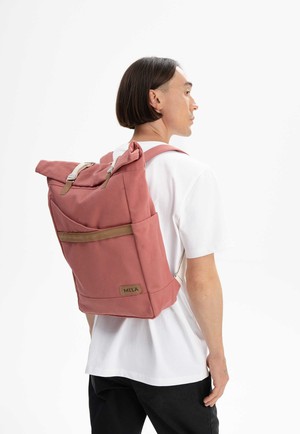 ANSVAR 1 Backpack by MELA - Vintage Red from KOMODO