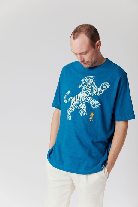 TIGER POUNCE - GOTS Organic Cotton Tee Teal Blue from KOMODO