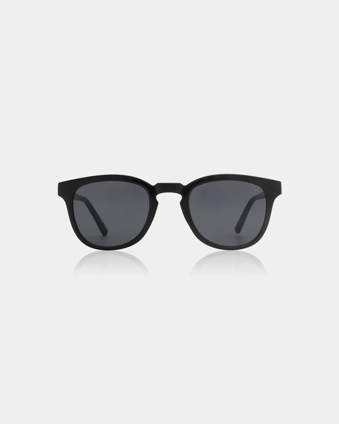 BATE - Black by A.Kjaerbede from KOMODO