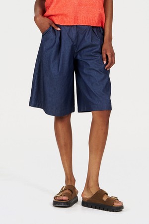 LIV Organic Cotton Short - midwash from KOMODO