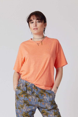 INGA Tee - Organic Cotton True Pink from KOMODO