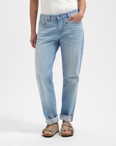 Jenna Boyfriend Light Blue via Kuyichi