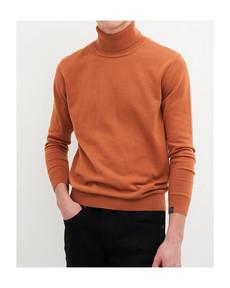 Thomas Turtleneck via Kuyichi