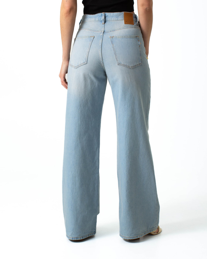 Harper Loose Flare Light Blue from Kuyichi