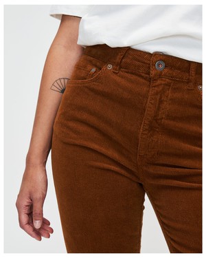 Lisette Flare Corduroy from Kuyichi