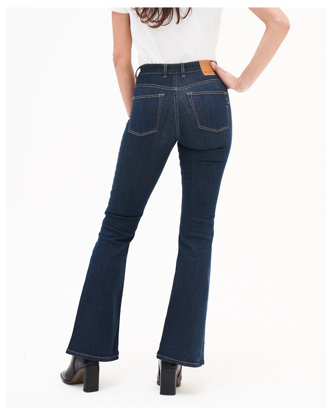 Lisette Flare Dark Rinse from Kuyichi