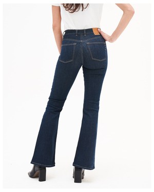 Lisette Flare Dark Rinse from Kuyichi