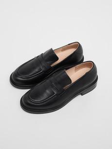Loafers via LANIUS