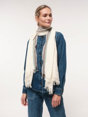 Scarf with jacquard edge from LANIUS