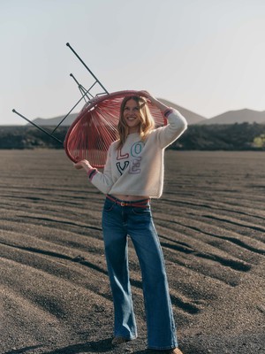 Pre-order - Sweater with embroidery from LANIUS