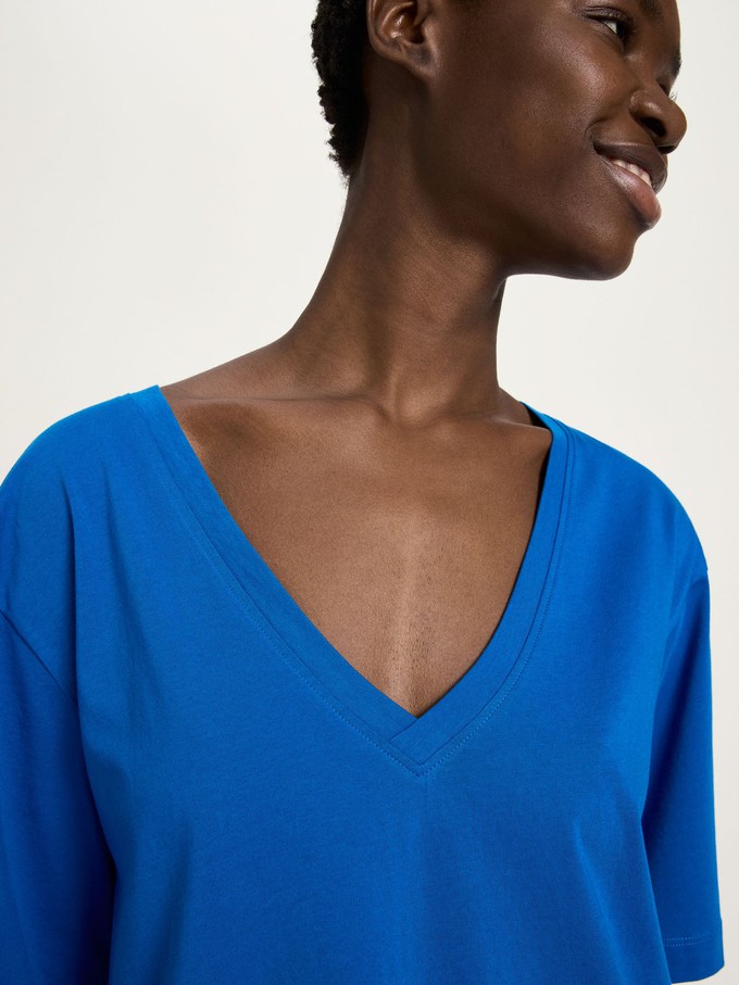 V-neck shirt (GOTS) from LANIUS
