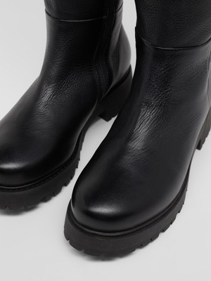 Shaft boots from LANIUS