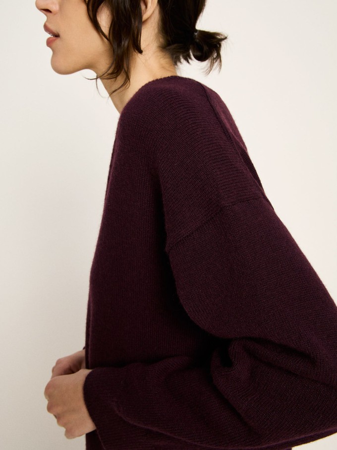 V-neck sweater (GOTS) from LANIUS