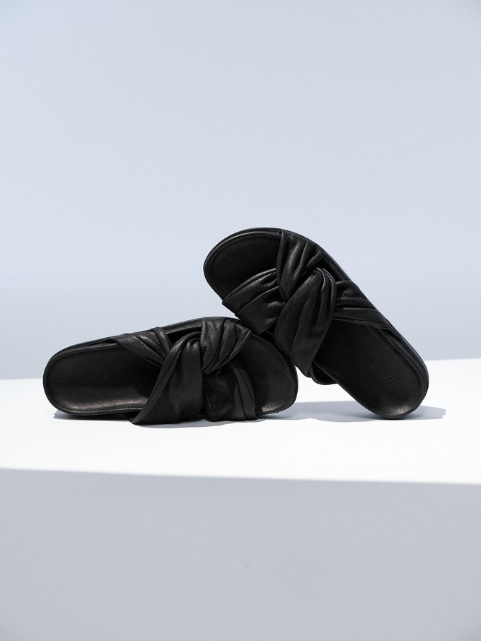 Knot mules from LANIUS