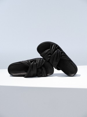 Knot mules from LANIUS