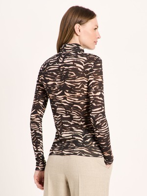 Turtleneck shirt from LANIUS