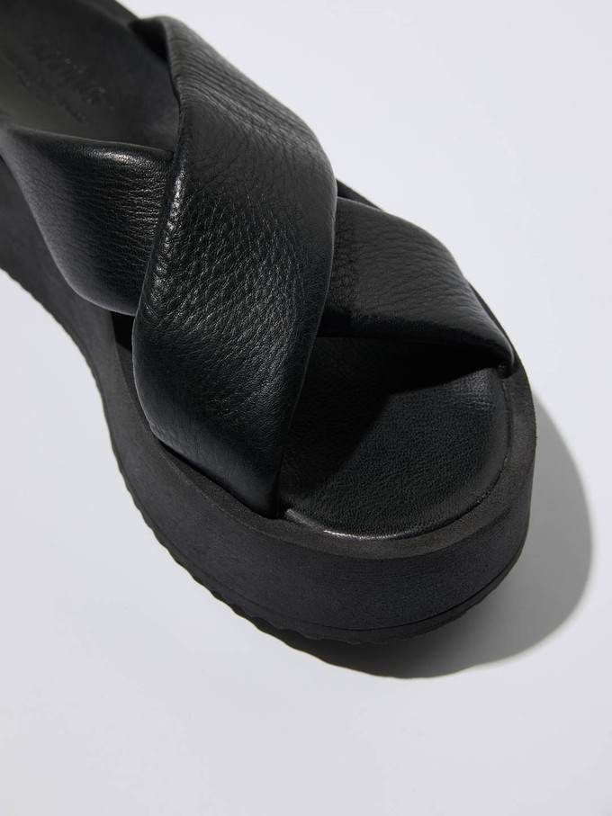 Platform mules from LANIUS