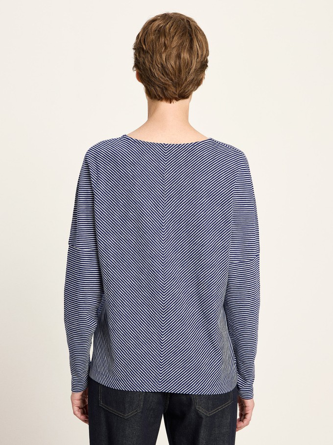 Shirt (GOTS) with V-neck from LANIUS