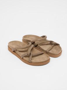 strap mules via LANIUS