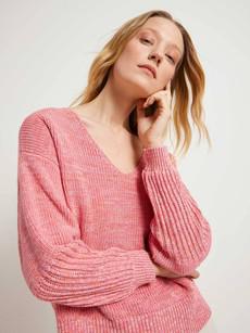 Sweater with structured details via LANIUS