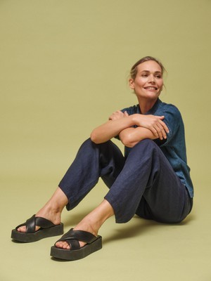 Platform mules from LANIUS